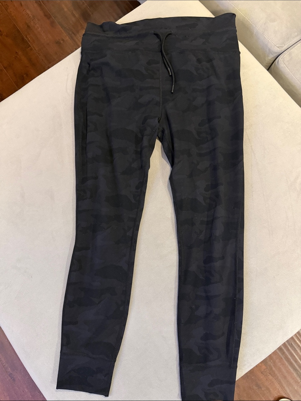 Vuori Black Camo Leggings